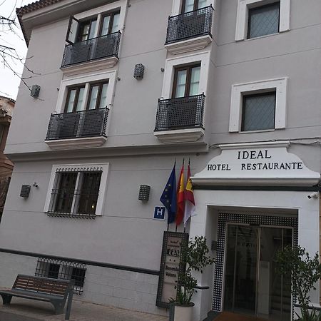 Hotel Ideal Villarrobledo Buitenkant foto