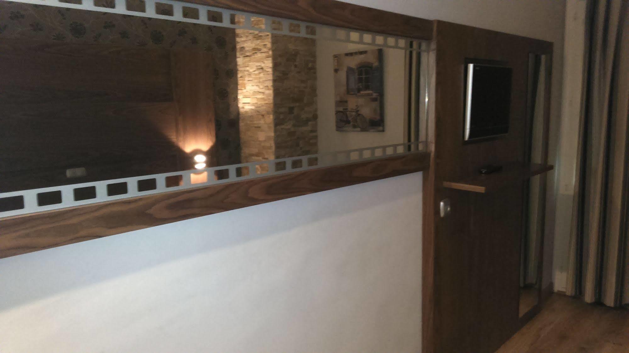 Hotel Ideal Villarrobledo Buitenkant foto