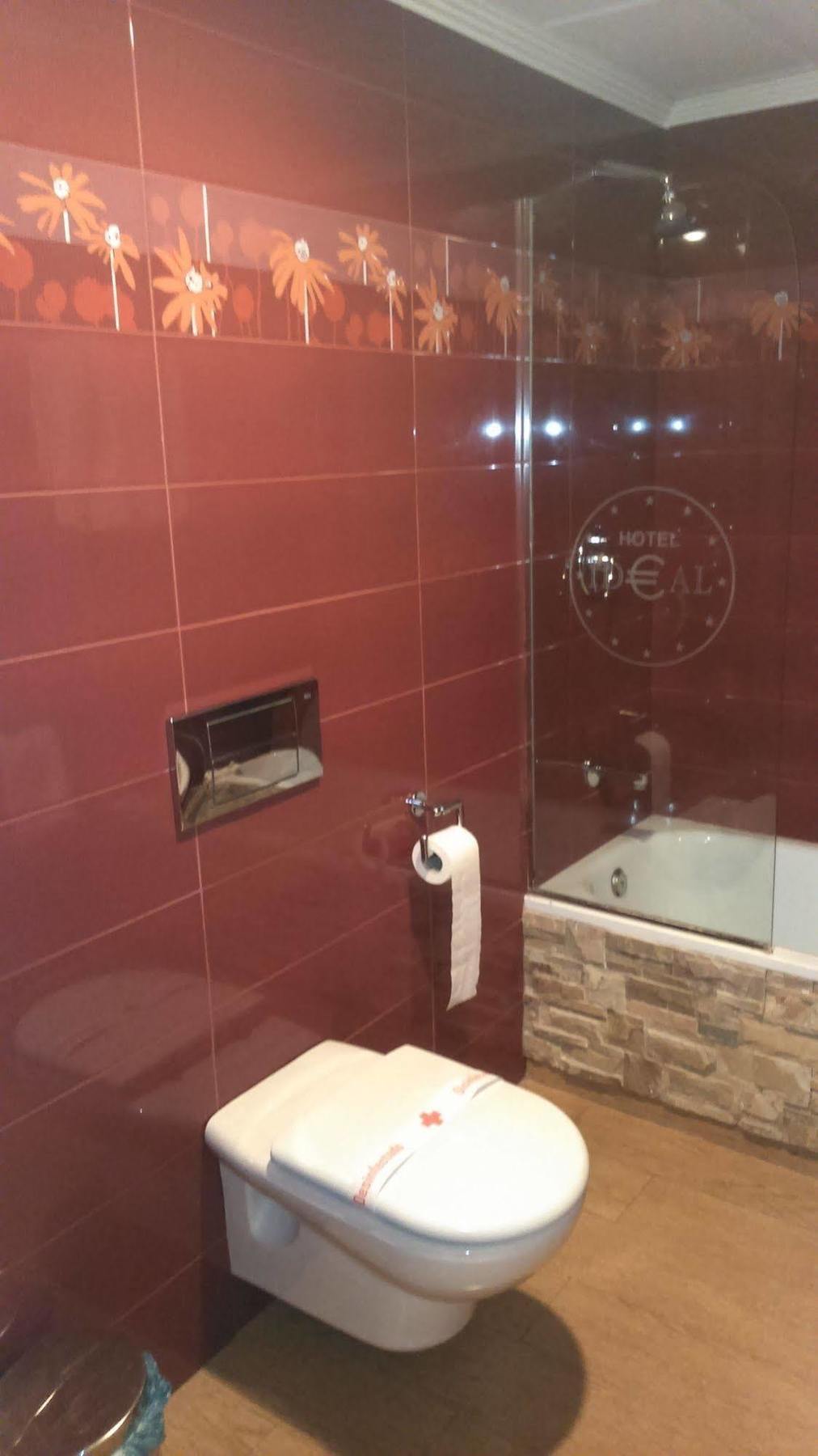 Hotel Ideal Villarrobledo Buitenkant foto